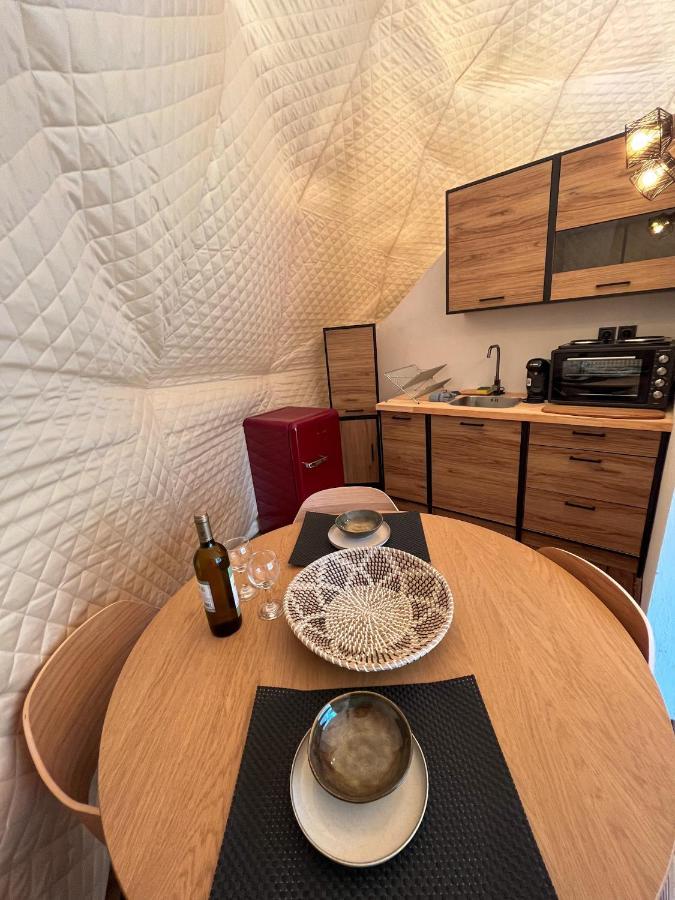Manna Gea Glamping Domes Hotel Vonitsa Exterior photo
